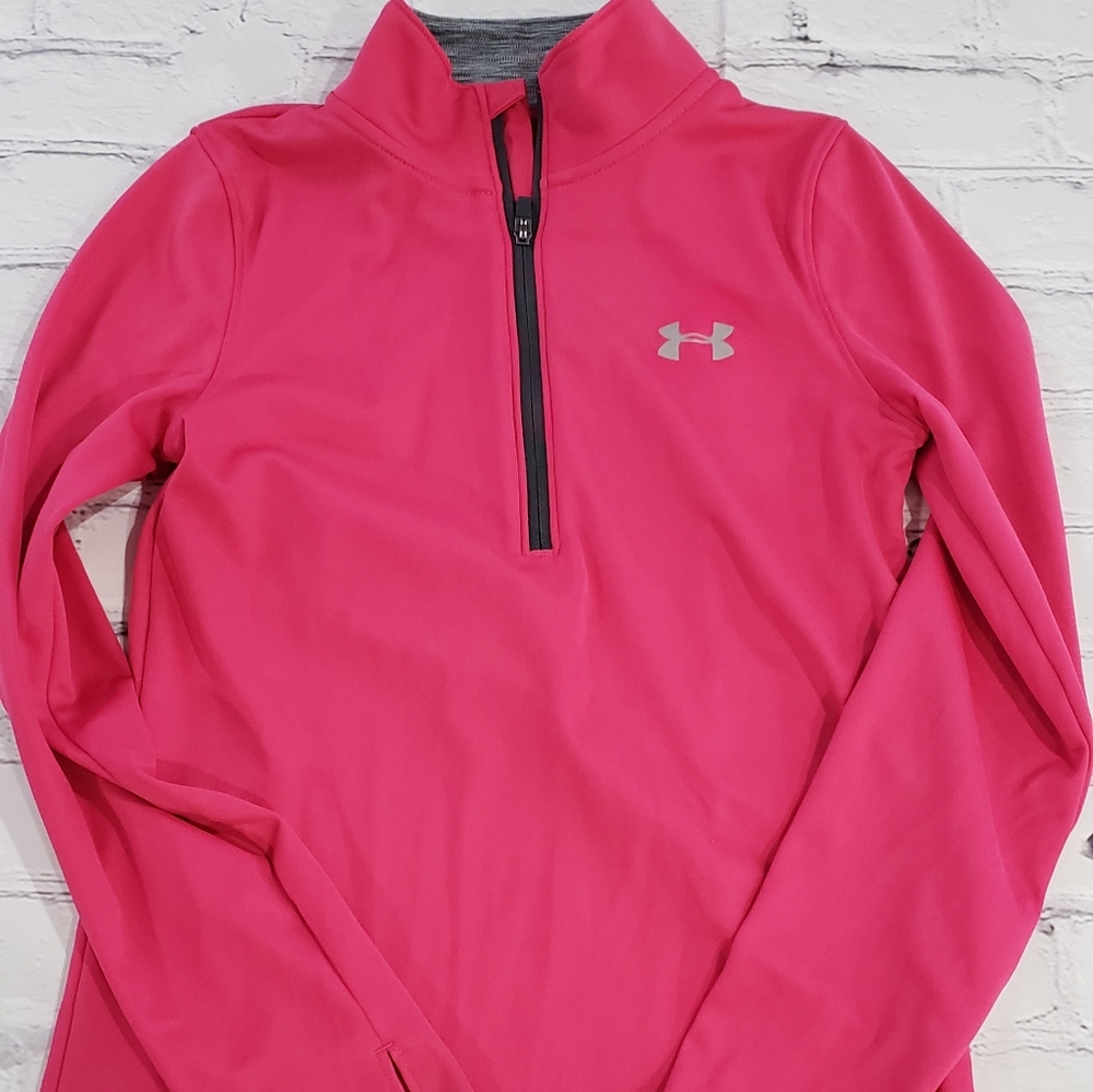 Under Armour long sleeve top youth small